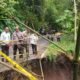 Jalan Hewokloang-Ohe Nyaris Putus, Akses Tiga Kecamatan Terancam Lumpuh