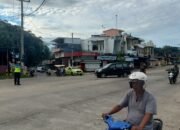 Hadir Di Pagi Hari Strong Point Polsek Segeri Pastikan Keselamatan Pelajar, Warga dan Pengguna Jalan Yang Melintas