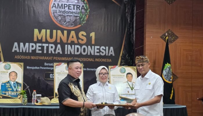 Munas I AMPETRA Menggema, Siti Nurbaya Dorong Penambang Rakyat Naik Kelas