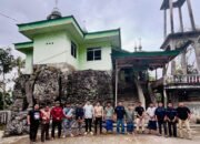 Gali Sejarah Masjid Unik di Atas Batu Besar Kemendikbud Gelar FGD di Pinrang