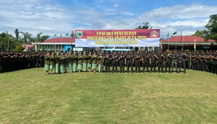 Danrindam XVIII/Kasuari Tutup Pendidikan Diktukba TNI AD Gel II TA 2026 : 153 Prajurit Resmi Sandang Pangkat Sersan Dua