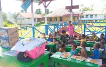 Dansatgas Yonif 123/Rajawali Resmikan PAUD Kartika dan Taman Baca Rajawali di Pos Tomor ‎