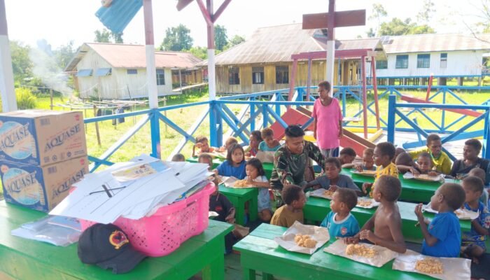 Dansatgas Yonif 123/Rajawali Resmikan PAUD Kartika dan Taman Baca Rajawali di Pos Tomor ‎