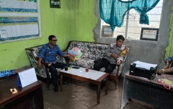 Bhabinkamtibmas Polsek Pangkajene Pererat Sinergi dengan Pemerintah Kelurahan Padoang-doangan