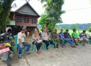 Wujud empati Bhabinkamtibmas Bontoa melayat ke kediaman warga yang berduka