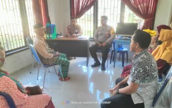 Bhabinkamtibmas Polsek Ma’rang Bersama Pemerintah Kecamatan Mediasi Sengketa Tanah Warga di Laikang