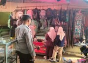 Bhabinkamtibmas Kelurahan Bonto-Bonto Pantau Aktivitas Pasar Tradisional, Wujudkan Rasa Aman bagi Pedagang dan Pengunjung