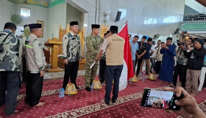 Bupati Pangkep Lepas 142 Calon Jemaah Haji Kloter 26 di Masjid Agung, Berlangsung Khidmat dan Lancar