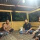 Perkuat Keamanan Lingkungan, Bhabinkamtibmas Polsek Ma’rang Lakukan Patroli Malam