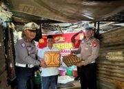 Sat Lantas Polres Pangkep Gelar Bhakti Sosial Dan Salurkan Bantuan Sosial Dalam Rangka HUT Bhayangkara Ke-80