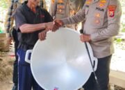 Kapolres Pangkep Sambangi Petani Gula Aren Cair di Balocci, Apresiasi Inovasi Konversi Nira Aren Menjadi Produk Bernilai Ekonomi
