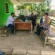 Sambang Siang ke Kampung Sambau, Bhabinkamtibmas Ma’rang Ajak Warga Jaga Kamtibmas