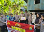 Sambut HUT Bhayangkara ke-80, Polres Pangkep Salurkan Bantuan Sosial untuk Warga Kurang Mampu di Minasatene