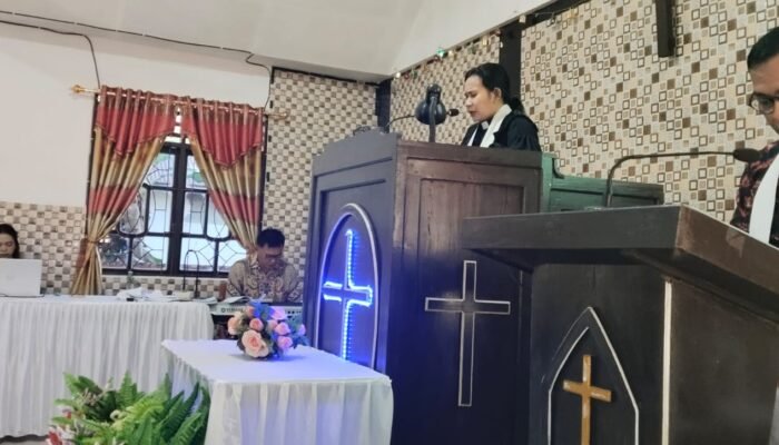 Polsek Ma’rang Laksanakan Pengamanan Ibadah Mingguan Jemaat GKSS Klasis Mapatuwo Padanglampe, Berjalan Aman dan Kondusif