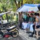 Bhabinkamtibmas Padoang-doangan Sapa Komunitas Bentor, Imbau Warga Tingkatkan Kewaspadaan Kamtibmas