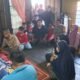 Bhabinkamtibmas dan Lurah Pabundukang Melayat ke Rumah Duka Korban Tenggelam di Sungai Pangkajene