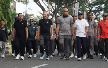 Hari Bhayangkara di Pinrang: Olahraga Bareng Kompak Jaga Daerah Tetap Kondusif