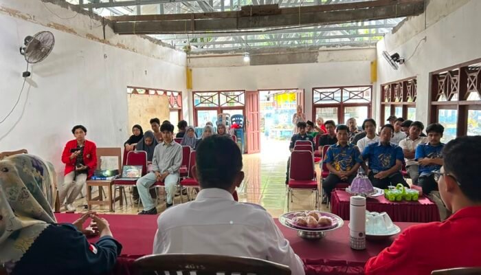 Antisipasi Ancaman Longsor, Tim PPK Ormawa SPACE FT-UH Inisiasi Program Pakkatuju di Desa Lonjoboko