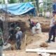 Bhabinkamtibmas Mappasaile Pantau Pembangunan Jembatan Gantung, Wujud Sinergi TNI-POLRI Dukung Infrastruktur Desa