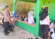 Monitoring Imunisasi Balita di Posyandu Seroja, Bhabinkamtibmas Pabundukang Sinergi dengan Nakes Puskesmas Kota Pangkajene