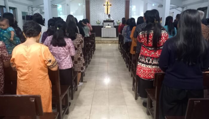 Bhabinkamtibmas Polsek Pangkajene Amankan Ibadah Minggu Jemaat GKSS Klasis Mapatuwo, Berlangsung Aman dan Kondusif