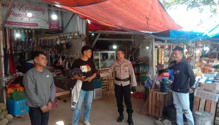 Patroli Dialogis Kanit Samapta Polsek Pangkajene, Ajak Warga Bersama Jaga Kamtibmas