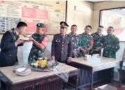 Peringati HUT Bhayangkara ke-80, Polsek Ma’rang Terima Tumpeng dan Ucapan Selamat Dari Danramil 1421-05 Ma’rang