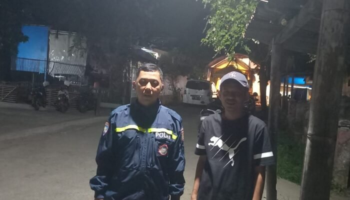 Bhabinkamtibmas Kelurahan Tumampua Amankan Pesta Pernikahan Warga, Situasi Berlangsung Kondusif