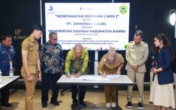 Pemkab Barru dan PT Jamkrida Sulsel Teken MoU, Perkuat UMKM dan Dukung Percepatan Pembangunan Daerah
