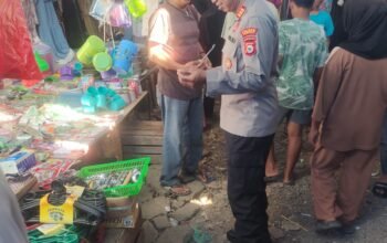 Wujudkan Rasa Aman, Kapolsek Ma’rang Pantau Langsung Aktivitas Warga di Pasar Tradisional Bonto-Bonto