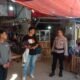 Personel Polsek Pangkajene Gelar Patroli Dialogis di Pasar Sentral Pangkajene, Sampaikan Pesan Kamtibmas