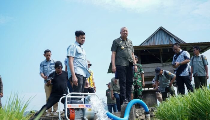 Pimpin Penanganan Kemarau Panjang Bupati Irwan Hamid Minta Petani Adil Berbagi Air