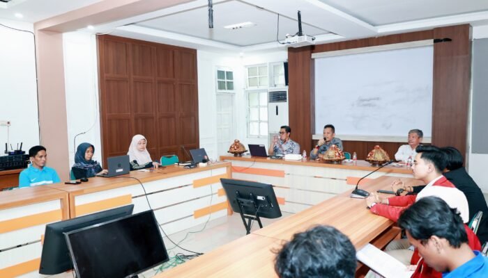Sekda Barru Terima Audiensi DPP GAPPEMBAR dan Aliansi Mahasiswa, Bahas Revisi Perbup Beasiswa