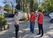 Ps Kanit Samapta Polsek Pangkajene Sambangi Mahasiswa Unhas di Kantor KPU, Sampaikan Pesan Kamtibmas