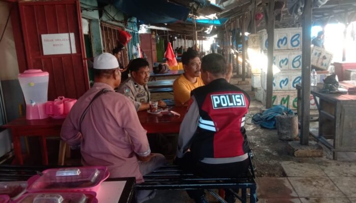 Patroli Dialogis Polsek Pangkajene Ajak Warga Bersama Jaga Keamanan Lingkungan