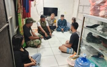 Bhabinkamtibmas Polsek Pangkajene Mediasi Keributan Antarwarga di Bonto Perak