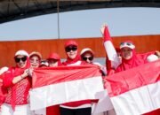 Bupati Barru Serahkan 50 Bendera Merah Putih, Semarakkan Gerakan 10 Juta Bendera Jelang HUT RI ke-81