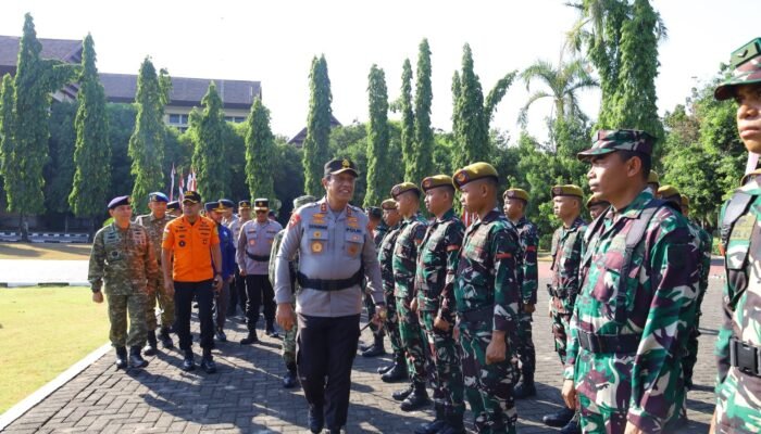 Kapolda Sulsel Pimpin Apel Gelar Pasukan Kesiapan Menghadapi Karhutla, Perkuat Sinergi Lintas Sektoral