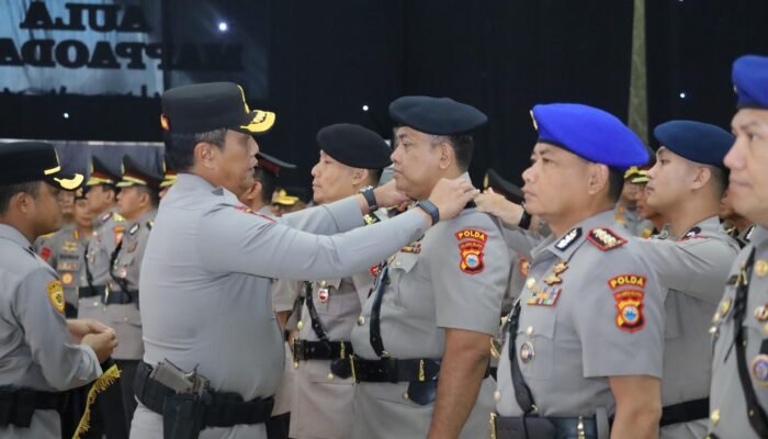 Kapolda Sulsel Pimpin Sertijab Pejabat Utama dan Kapolres Jajaran Serta Lantik Karolog dan Kapolresta Gowa