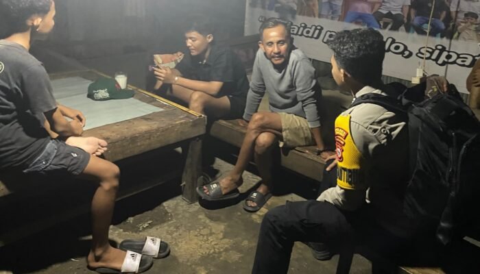 Bhabinkamtibmas Polsek Mandalle laksanakan giat sambang warga binaan pastikan wilayah dalam keadaan aman