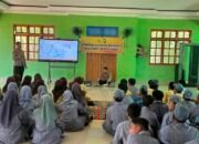 Seksi Hukum Polres Pangkep Sosialisasikan Bullying dan Ujaran Kebencian di Media Sosial kepada Siswa SMAN 9 Pangkep