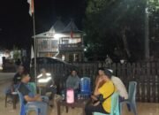 Bhabinkamtibmas Mappasaile Melayat ke Rumah Warga, Sampaikan Pesan Kamtibmas