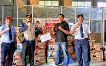 12 Truk Bantuan Kemanusiaan dari Anggota DPR RI, Gapasdap, dan DLU Holding Disalurkan untuk Korban Gempa Sikka dan Nagekeo