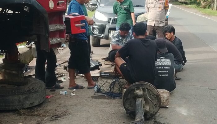 Polsek Mandalle Gelar Patroli Sore, Jaga Kamtibmas dan Antisipasi Bahaya Kebakaran