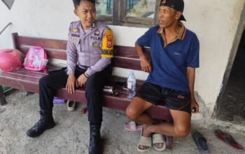 Bhabinkamtibmas Polsek Mandalle laksanakan giat sambang himbau warga antisipasi bahaya kebakaran