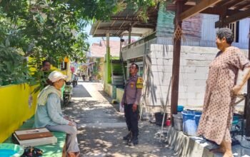 Antisipasi Karhutla di Musim Kemarau, Bhabinkamtibmas Sambangi Warga Pulau Kulambing