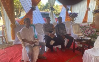 Bhabinkamtibmas Hadiri Hajatan Warga, Sekaligus Sampaikan Imbauan Kamtibmas di Mandalle
