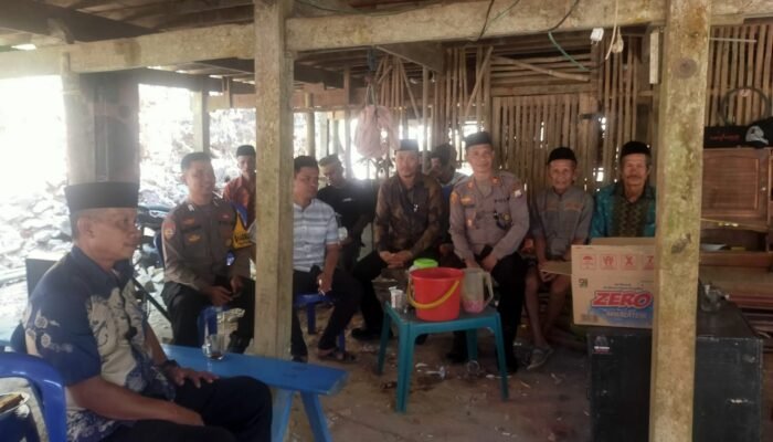 Kapolsek Tondong Tallasa Pantau Hajatan Warga, Pastikan Berjalan Aman dan Tertib