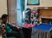 Cegah Ujaran Kebencian di Dunia Maya, Bhabinkamtibmas Mandalle Gencarkan ‘Cooling System’ ke Kantor Desa