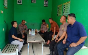 Perkuat Kemitraan Kamtibmas, Kapolsek Segeri Silaturahmi dengan Manager PT Satwa Utama Raya